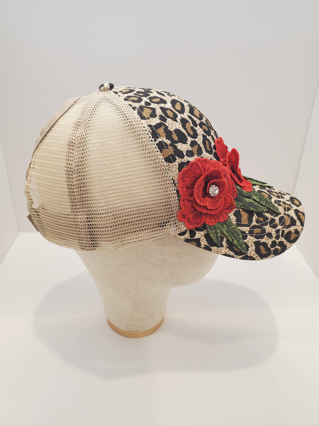 Leopard Floral Mesh Trucker Cap – Handcrafted Embroidered Hat