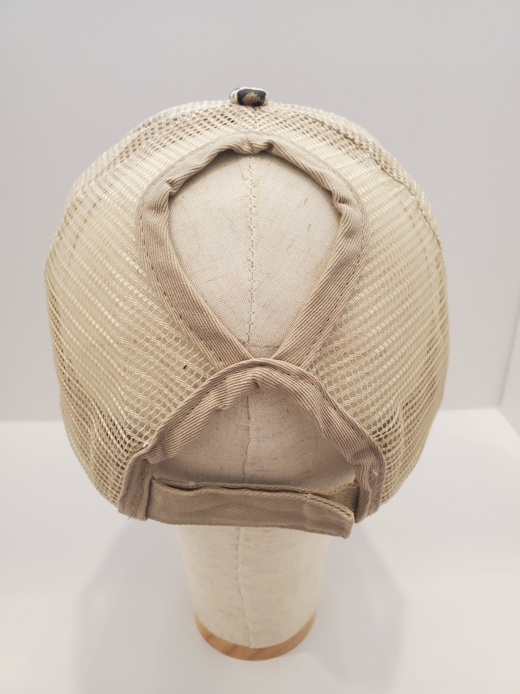 Leopard Floral Mesh Trucker Cap – Handcrafted Embroidered Hat